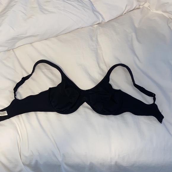 Bali Bra 34d. - Picture 2 of 4